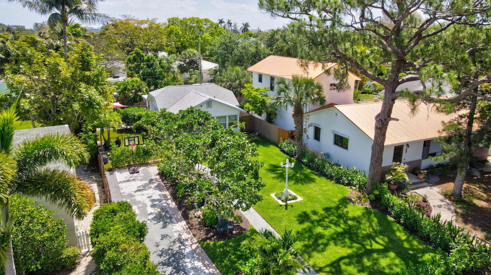 616 N Ocean Breeze, Lake Worth Beach, FL 33460 Photo