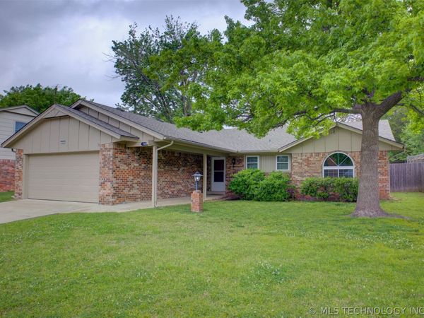 7351 E 76th Street, Tulsa, OK 74133