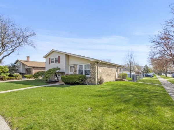 18031 65th Avenue , Tinley Park, IL 60477