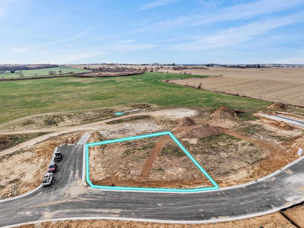 810 Morgan Drive, Evansville, WI 53536