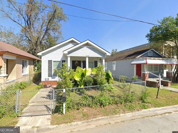 1328 New Castle Street, Savannah, GA 31415