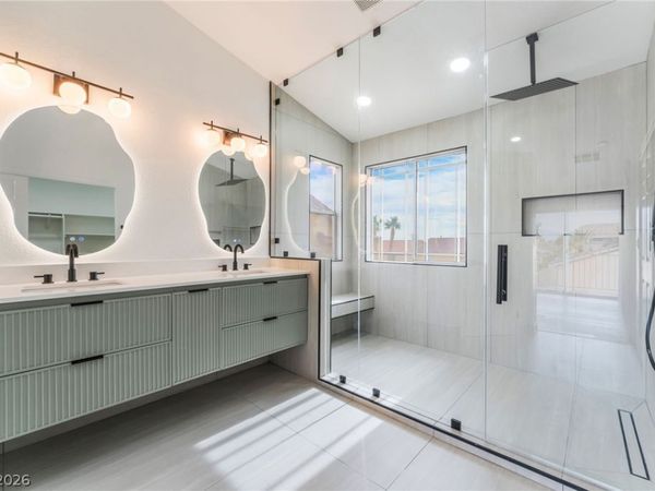 9636 W Gilmore Avenue, Las Vegas, NV 89129