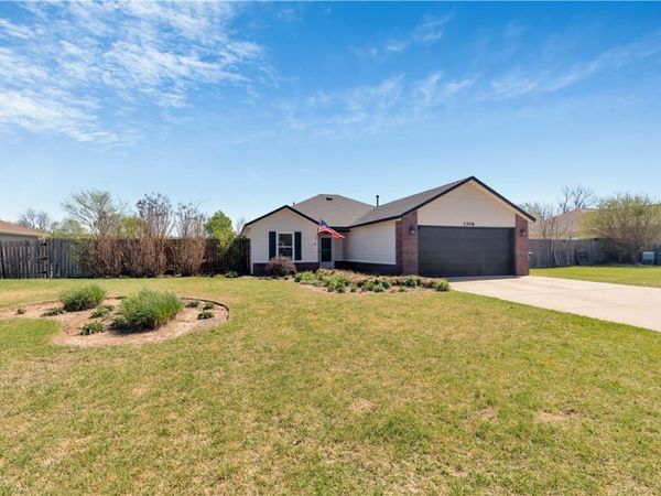 1306 White River Road , Elkins, AR 72727