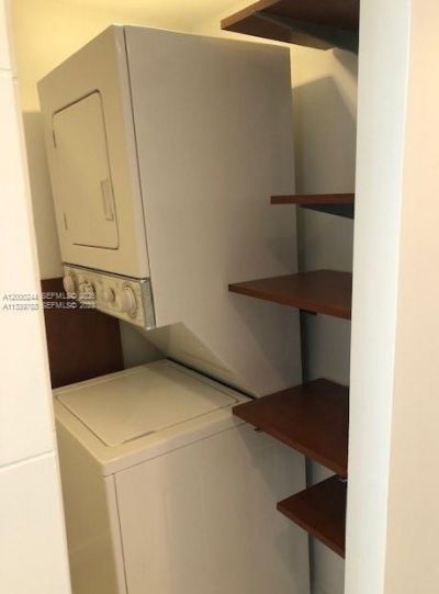 555 NE 15th St, Unit 17F, Miami, FL 33132 Photo