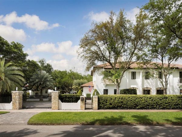 475 Amalfi Ave , Coral Gables, FL 33146