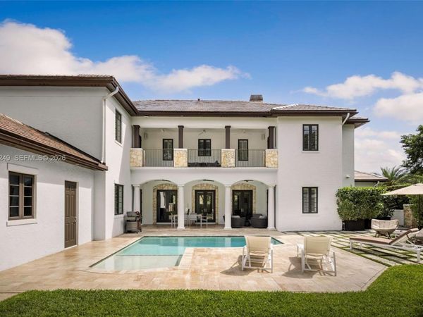 475 Amalfi Ave, Coral Gables, FL 33146