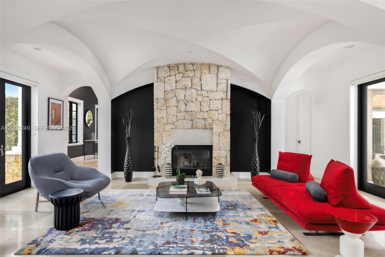 475 Amalfi Ave, Coral Gables, FL 33146 Photo