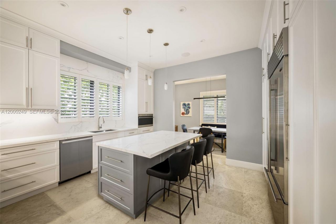 475 Amalfi Ave, Coral Gables, FL 33146 Photo