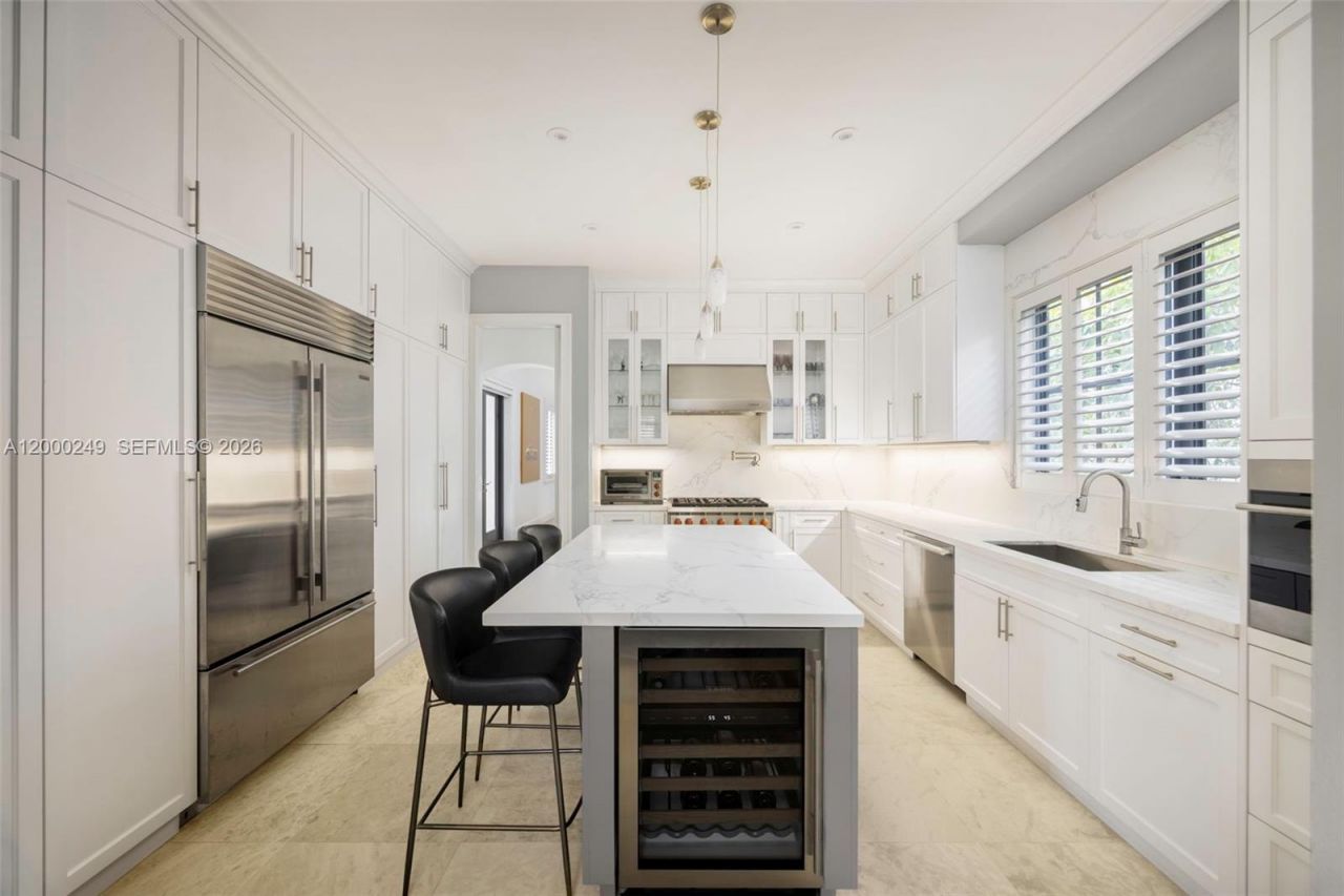 475 Amalfi Ave, Coral Gables, FL 33146 Photo