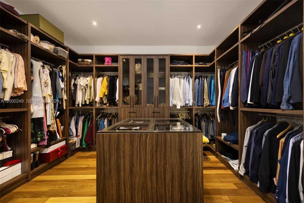 475 Amalfi Ave, Coral Gables, FL 33146 Photo