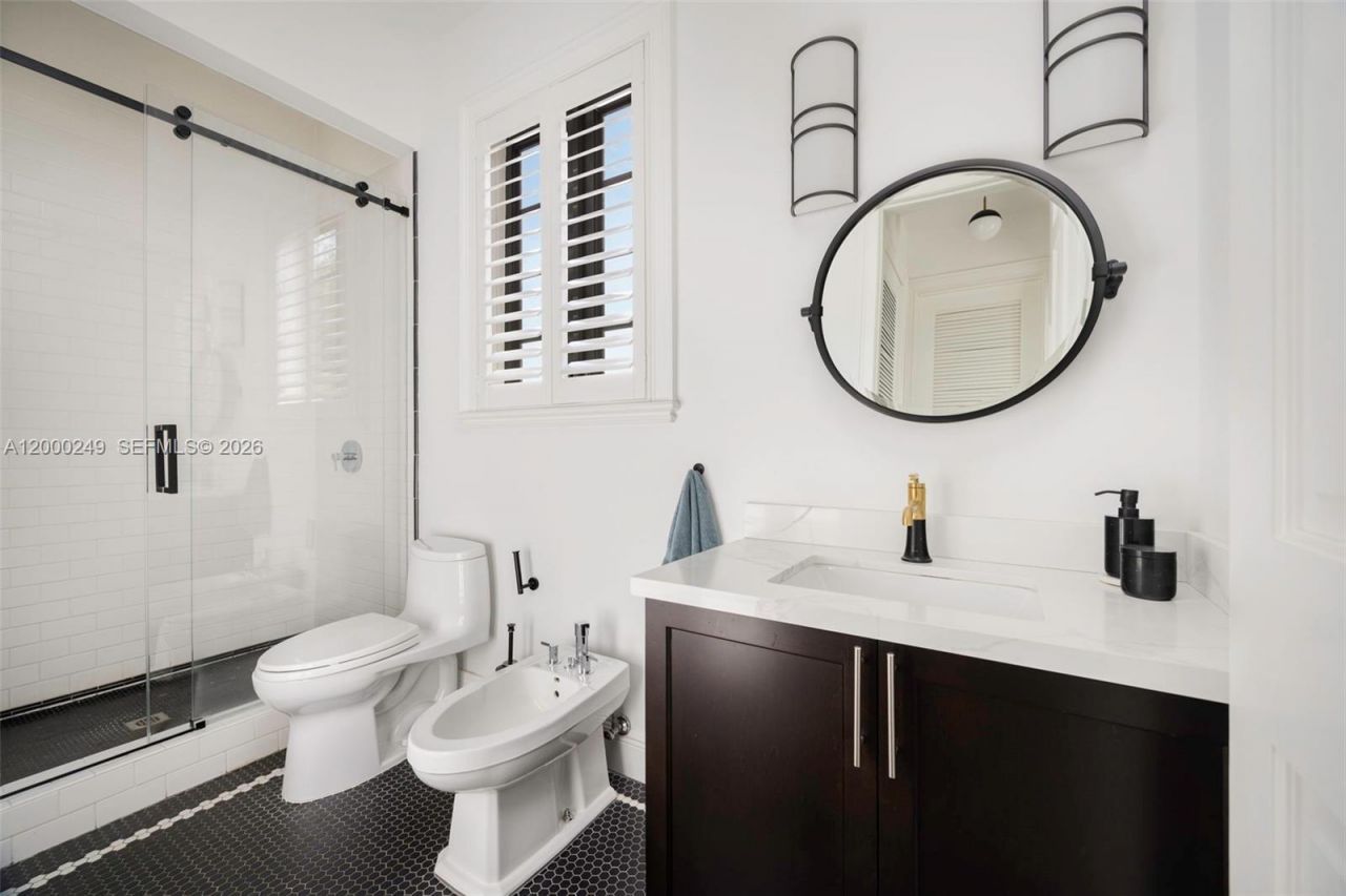 475 Amalfi Ave, Coral Gables, FL 33146 Photo