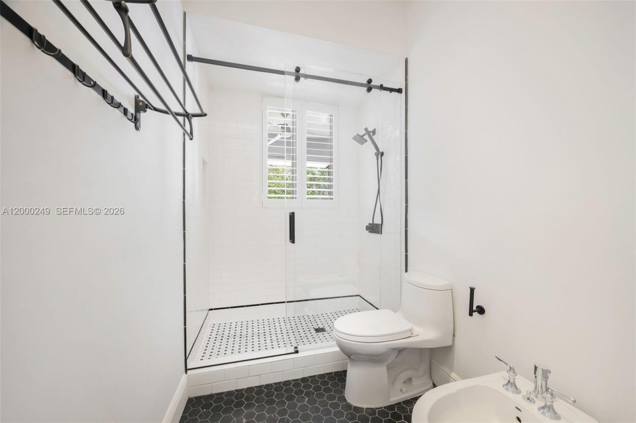 475 Amalfi Ave, Coral Gables, FL 33146 Photo