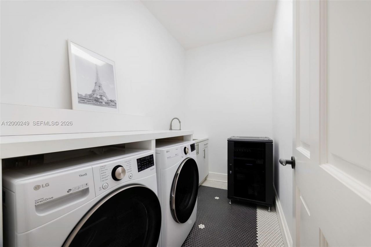 475 Amalfi Ave, Coral Gables, FL 33146 Photo