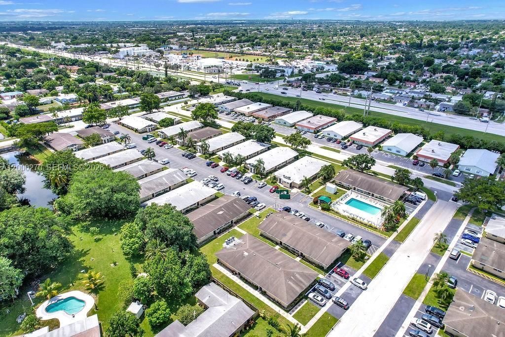 6951 SW 7th St, Margate, FL 33068 Photo