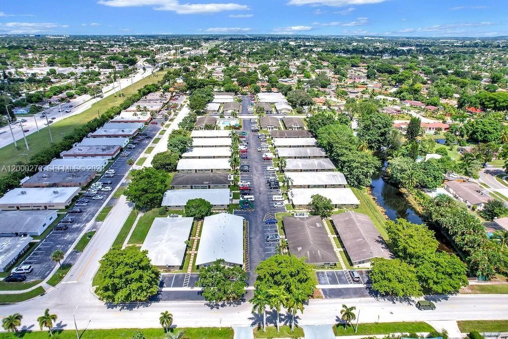 6951 SW 7th St, Margate, FL 33068 Photo