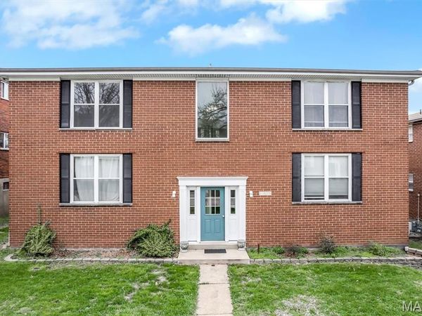 10028 Puttington Drive , St Louis, MO 63123