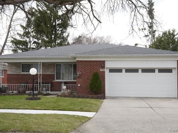 19445 McIntyre Street, Detroit, MI 48219