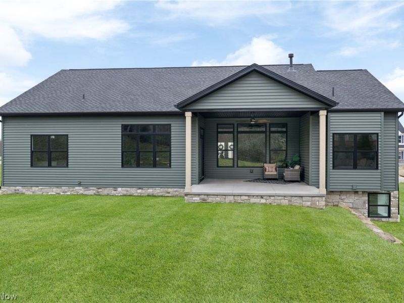 3542 Joyce Avenue NW, Massillon, OH 44646 Photo 2