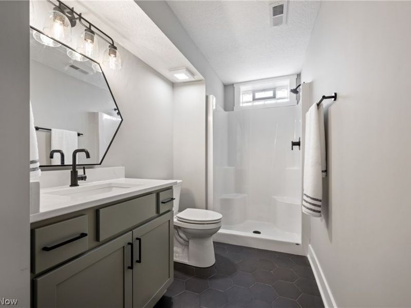 3542 Joyce Avenue NW, Massillon, OH 44646 Photo 23