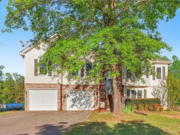 65 Indian Hills Drive, Rydal, GA 30171