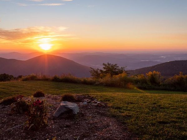 1616 OVERLOOK OVERLOOK, ROSELAND, VA 22967