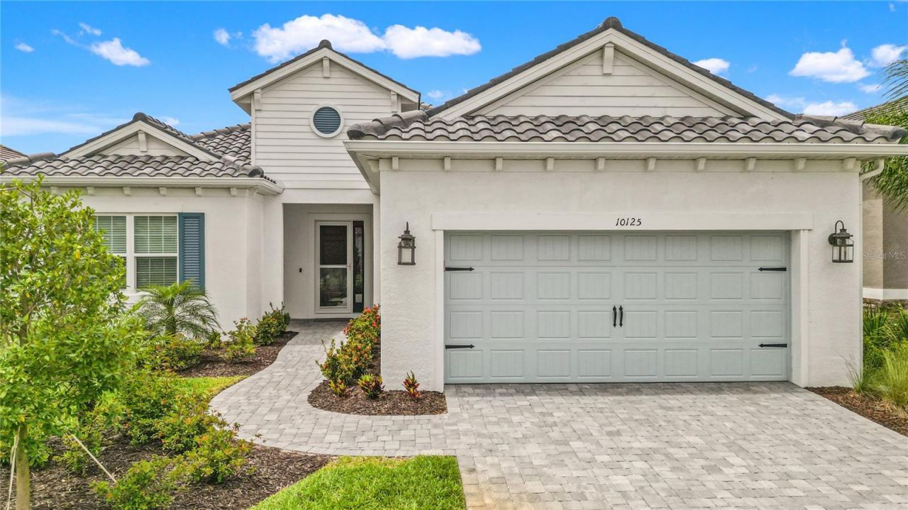 10125 Crystal Isles Circle, Sarasota, FL 34241 Main Photo