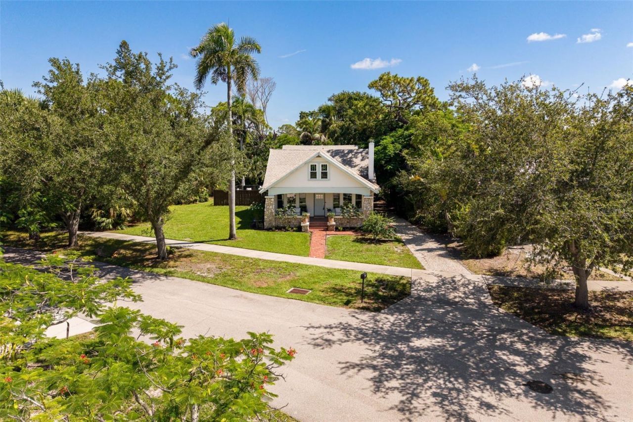 1473 Barcelona Avenue, Fort Myers, FL 33901 Photo