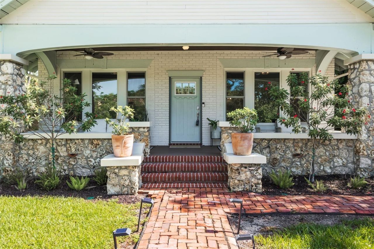 1473 Barcelona Avenue, Fort Myers, FL 33901 Photo
