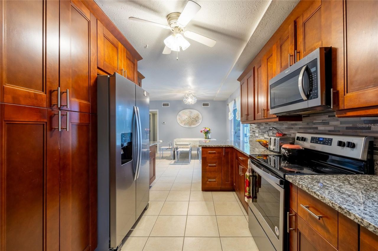 4201 6th Street W, Lehigh Acres, FL 33971 Photo