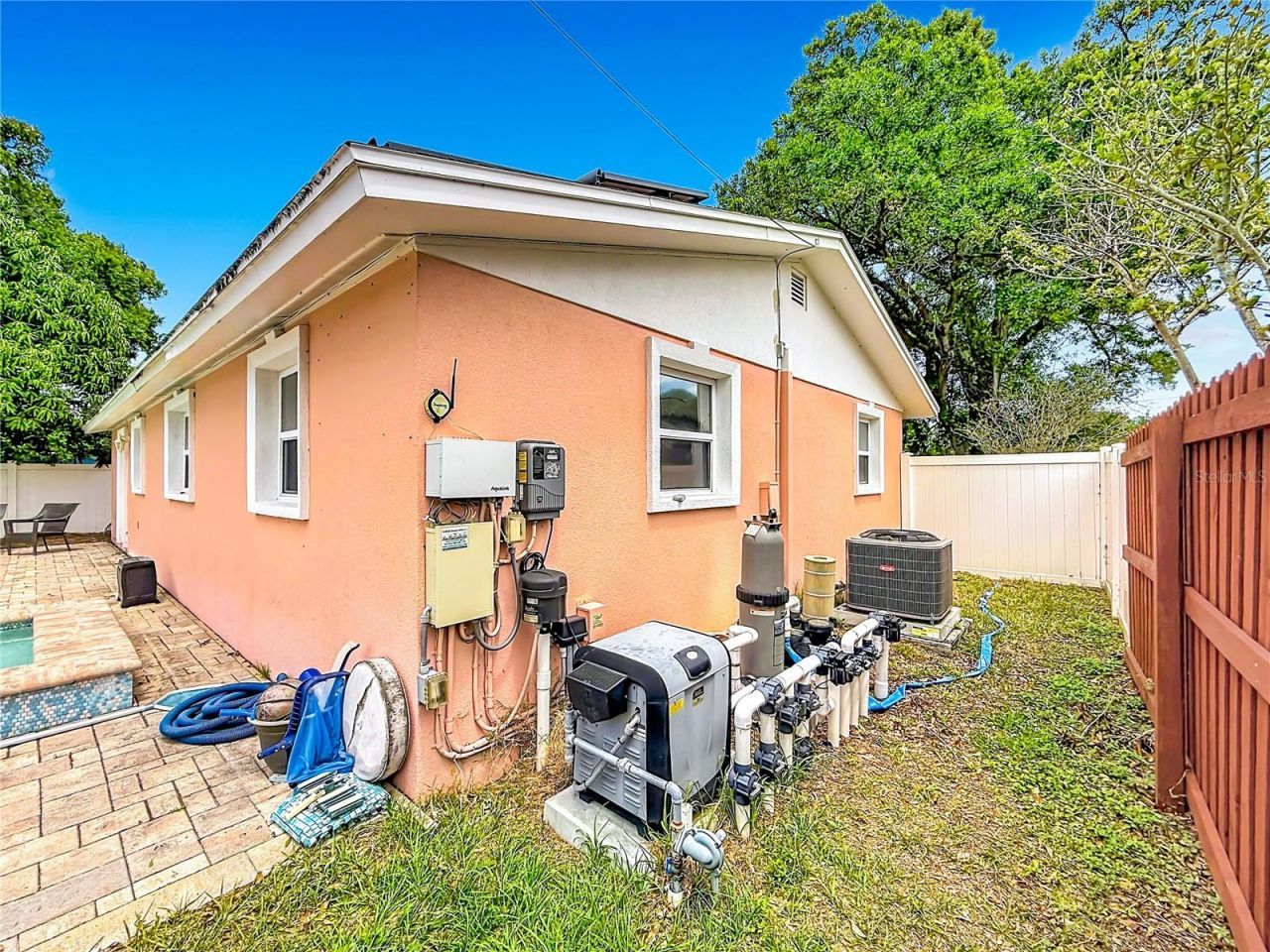 8820 58th Lane N, Pinellas Park, FL 33782 Photo