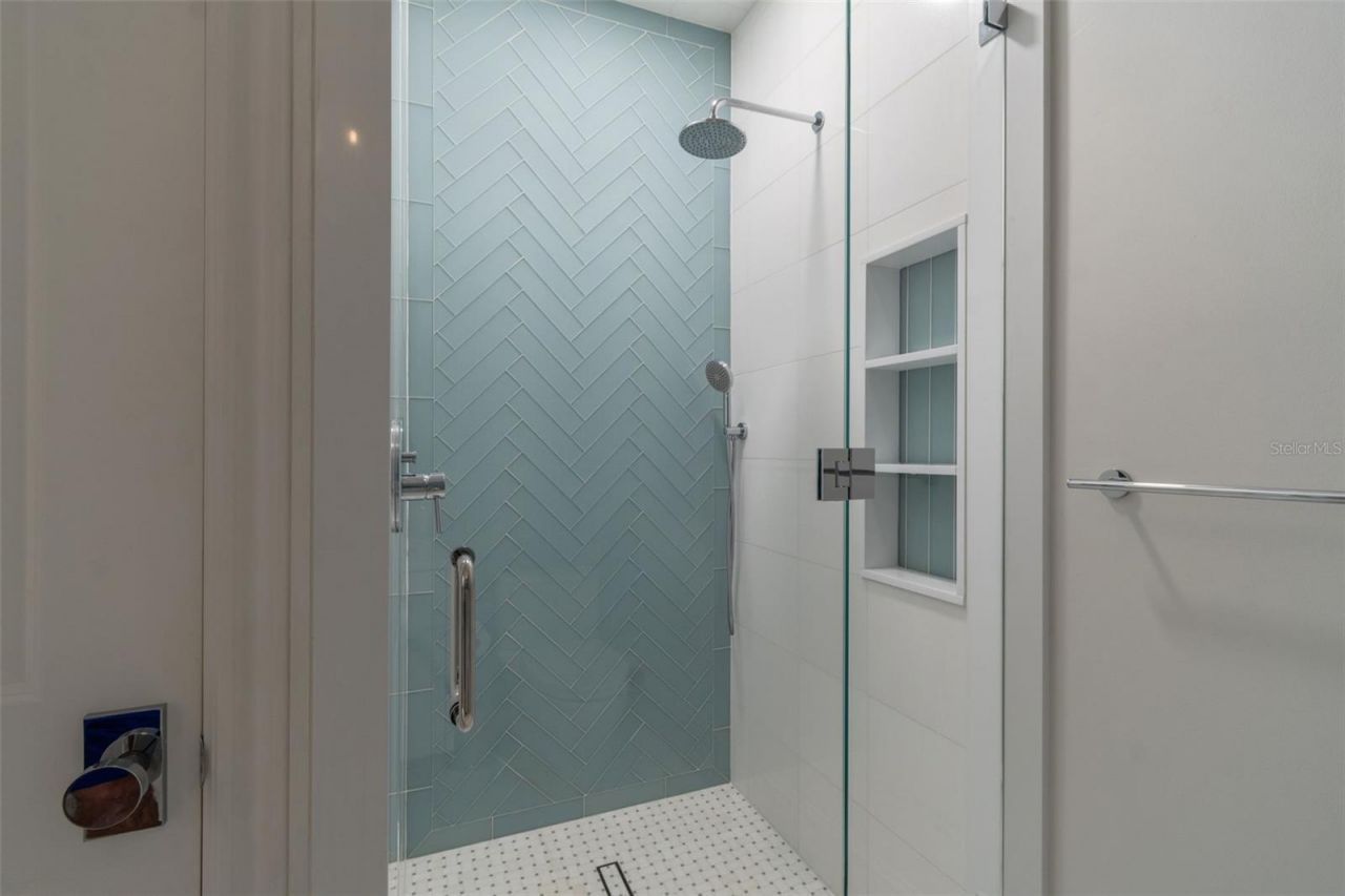 450 Knights Run Avenue, Unit 2004, Tampa, FL 33602 Photo