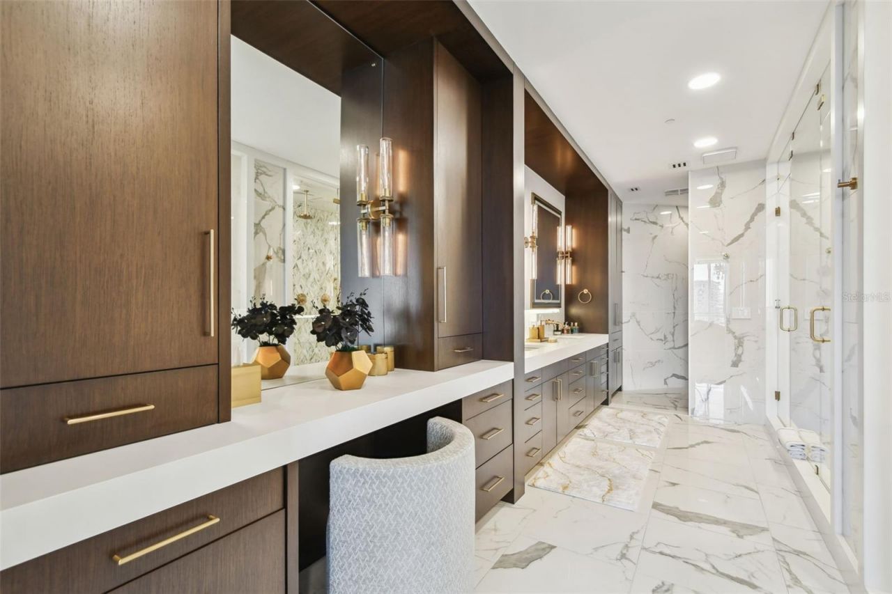 450 Knights Run Avenue, Unit 2004, Tampa, FL 33602 Photo