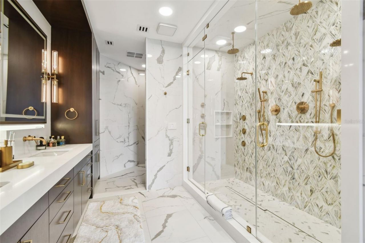 450 Knights Run Avenue, Unit 2004, Tampa, FL 33602 Photo