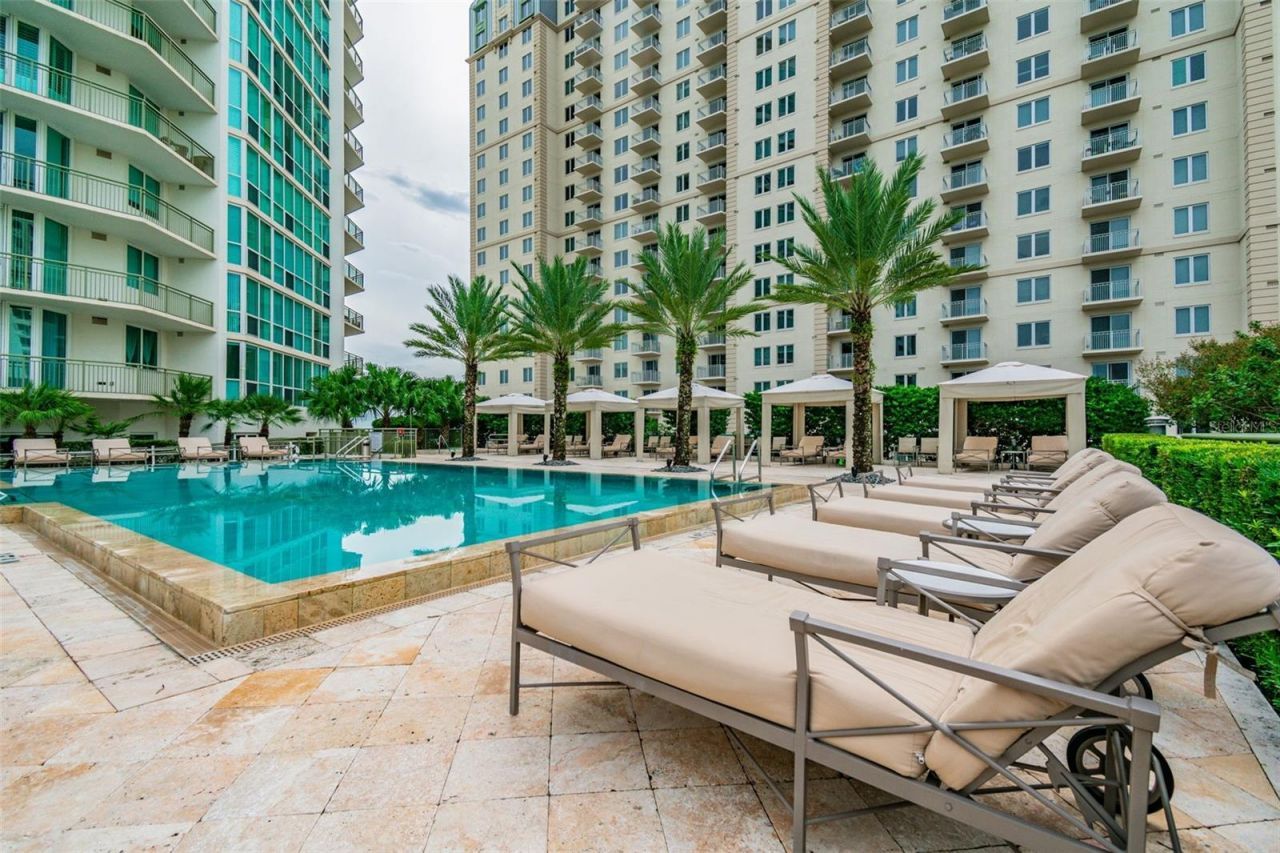 450 Knights Run Avenue, Unit 2004, Tampa, FL 33602 Photo