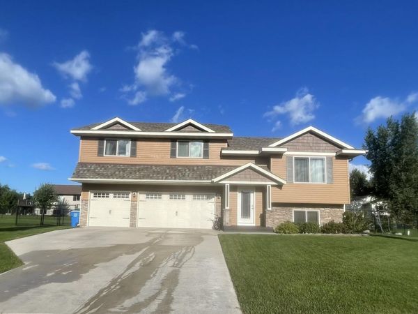 37915 Gerald Avenue , North Branch, MN 55056