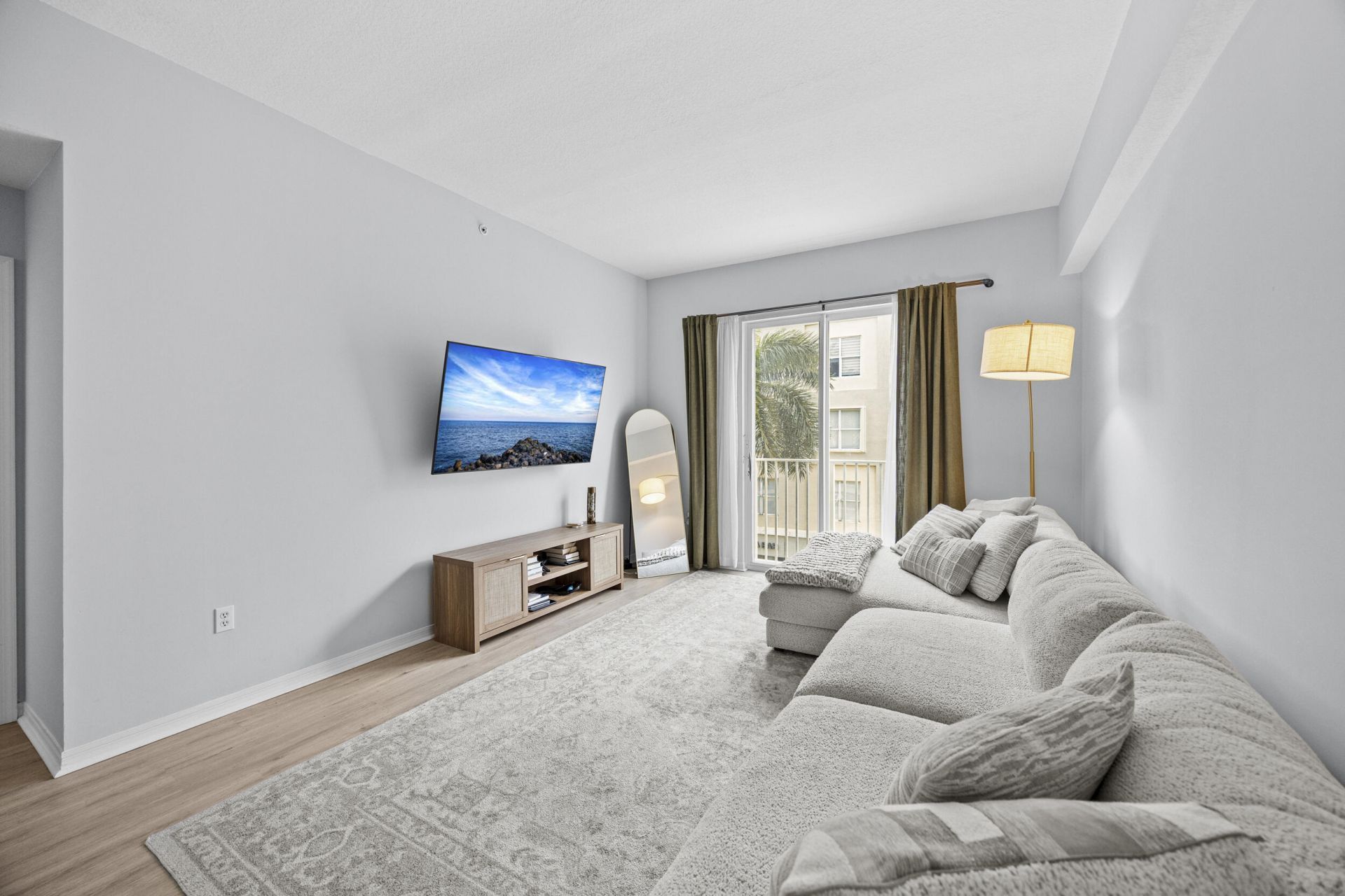 1203 Town Center Drive, Unit 312, Jupiter, FL 33458 Photo