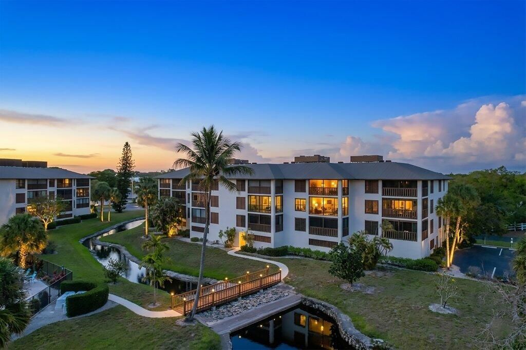 166 SE St Lucie Boulevard, Unit 302d, Stuart, FL 34996 Photo