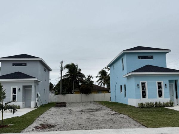 434 NW 13th Avenue, Boynton Beach, FL 33435