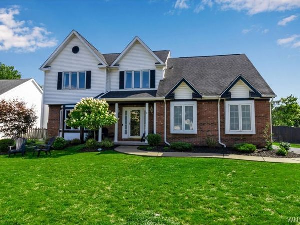 1 San Pablo Court, East Amherst, NY 14051