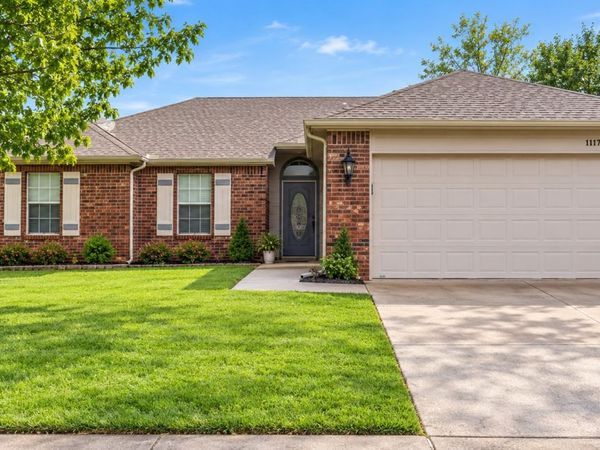 1117 S Marina Drive, Oologah, OK 74053