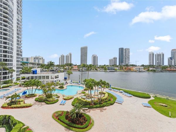 19101 NE 36th Ct, Unit 509, Aventura, FL 33180