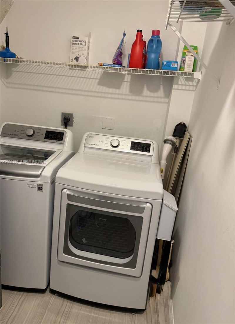 17455 NW 75th Pl, Unit 203, Hialeah, FL 33015 Photo