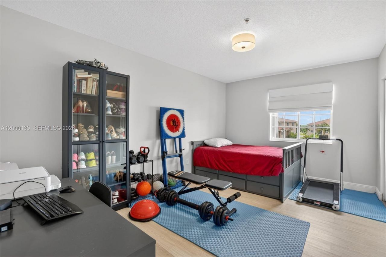 17455 NW 75th Pl, Unit 203, Hialeah, FL 33015 Photo