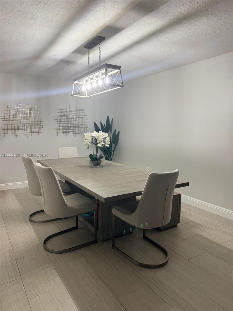 17455 NW 75th Pl, Unit 203, Hialeah, FL 33015 Photo