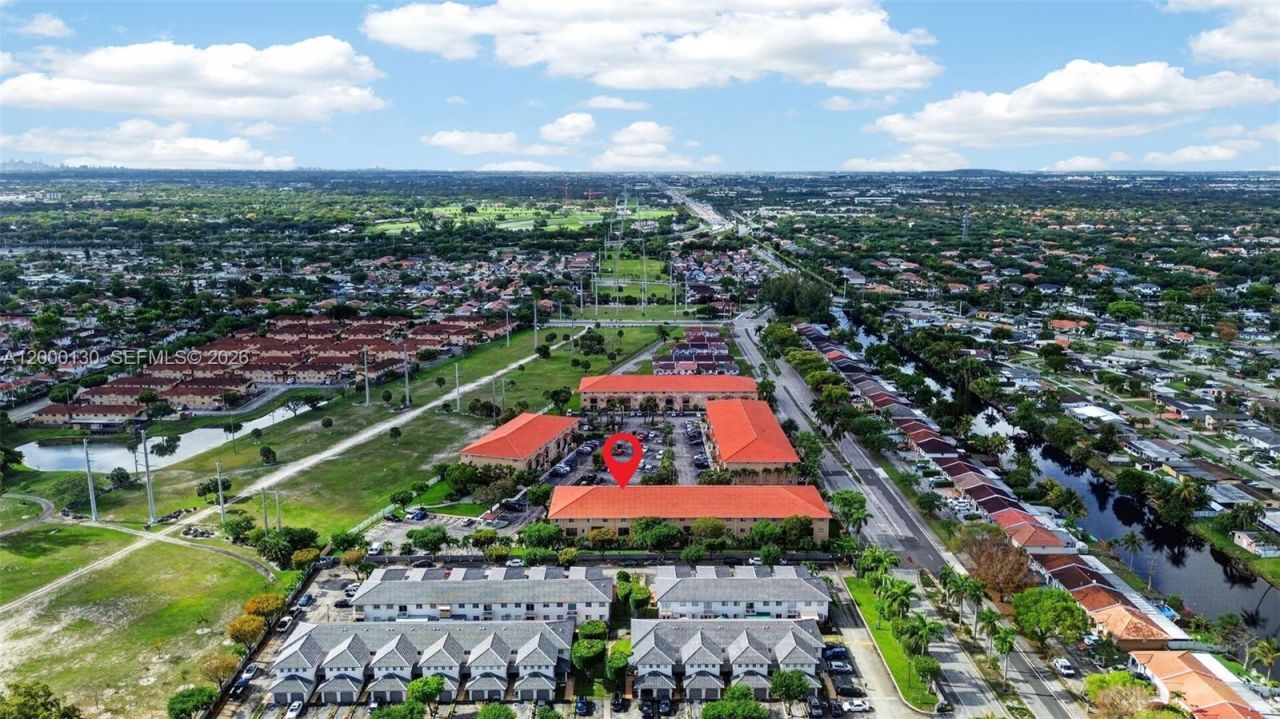 17455 NW 75th Pl, Unit 203, Hialeah, FL 33015 Photo