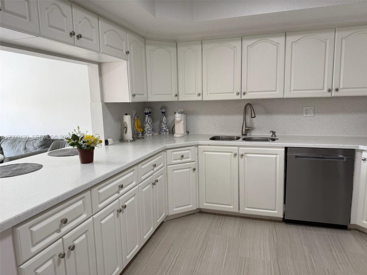 17455 NW 75th Pl, Unit 203, Hialeah, FL 33015 Photo