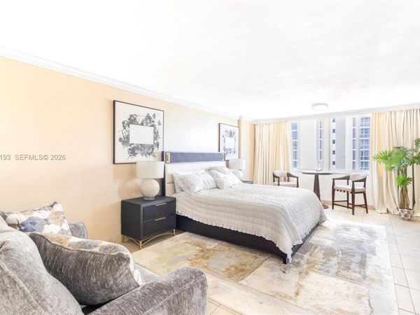 19201 Collins Ave, Unit 1123, Sunny Isles Beach, FL 33160