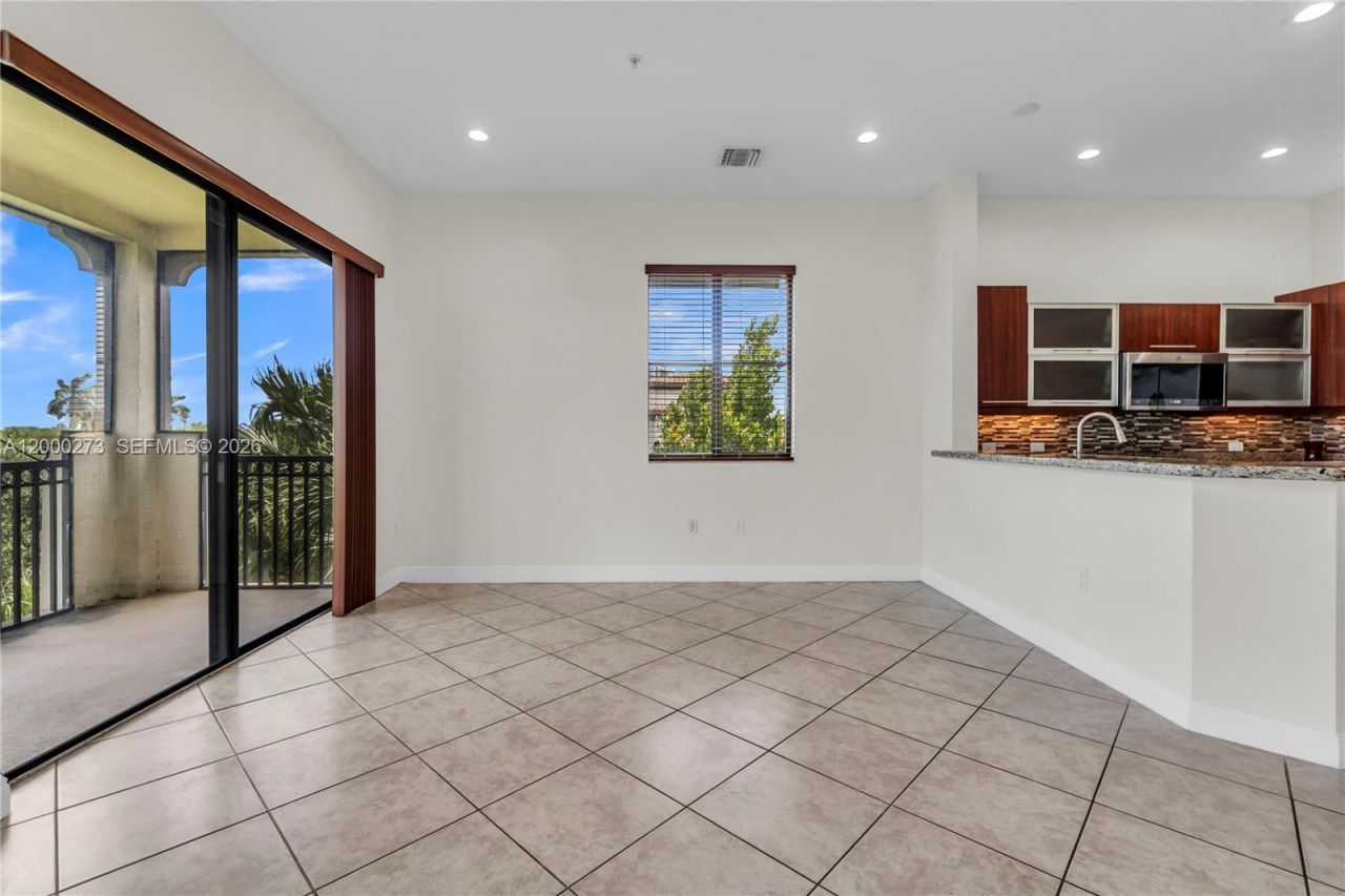 3020 NW 125th Ave, Unit 415, Sunrise, FL 33323 Photo