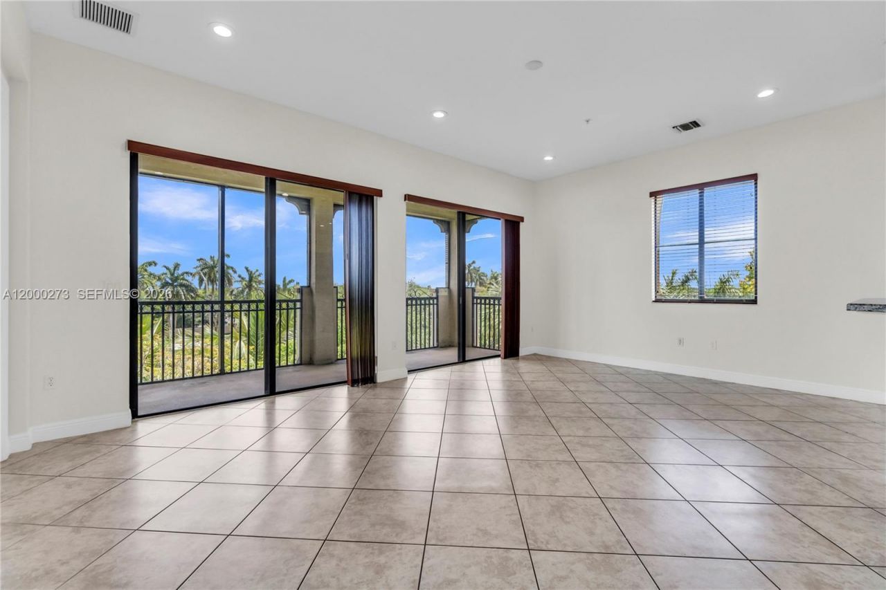 3020 NW 125th Ave, Unit 415, Sunrise, FL 33323 Photo