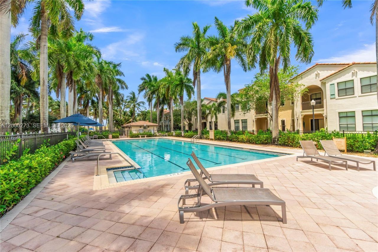 3020 NW 125th Ave, Unit 415, Sunrise, FL 33323 Photo